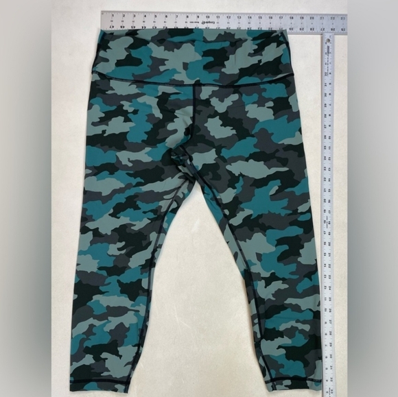 lululemon athletica Camouflage Leggings (YLEG9) - Picture 10 of 10